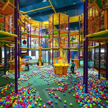 טופן Grand Royal Hotel מראה חיצוני תמונה