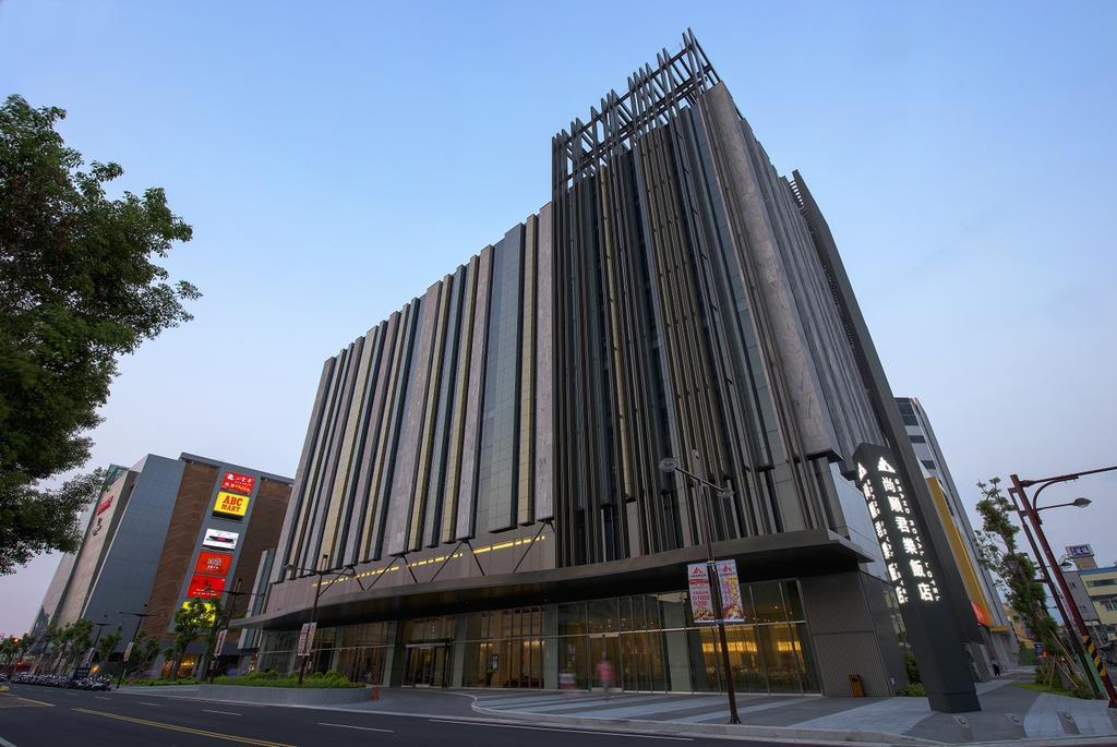 טופן Grand Royal Hotel מראה חיצוני תמונה