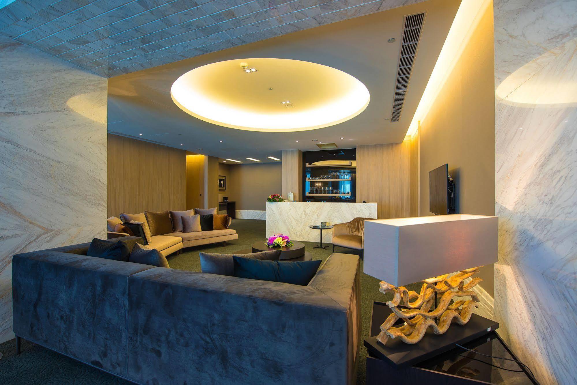 טופן Grand Royal Hotel מראה חיצוני תמונה