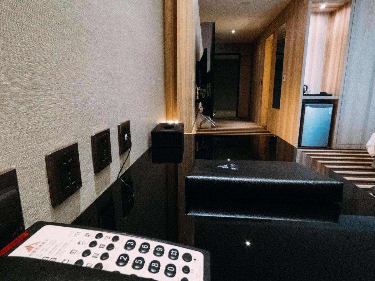 טופן Grand Royal Hotel מראה חיצוני תמונה